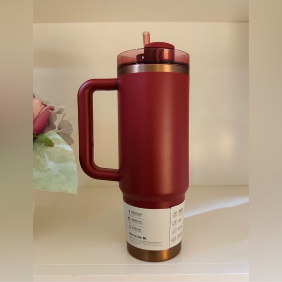 🎉LAST PIECE🎉Stanley 30oz. Quencher H2.0 FlowState Tumbler Glided Pomegranate - Picture 8 of 11